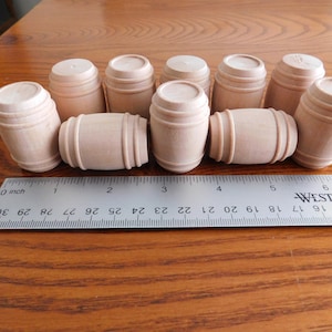 12 Unfertige Holz Miniatur Barrels, Handwerk Puppenhaus Versorgung