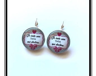 Earrings original & unique "I'm an aunt who rocks" personalized, derision, humourceur, bow, grey, Garnet
