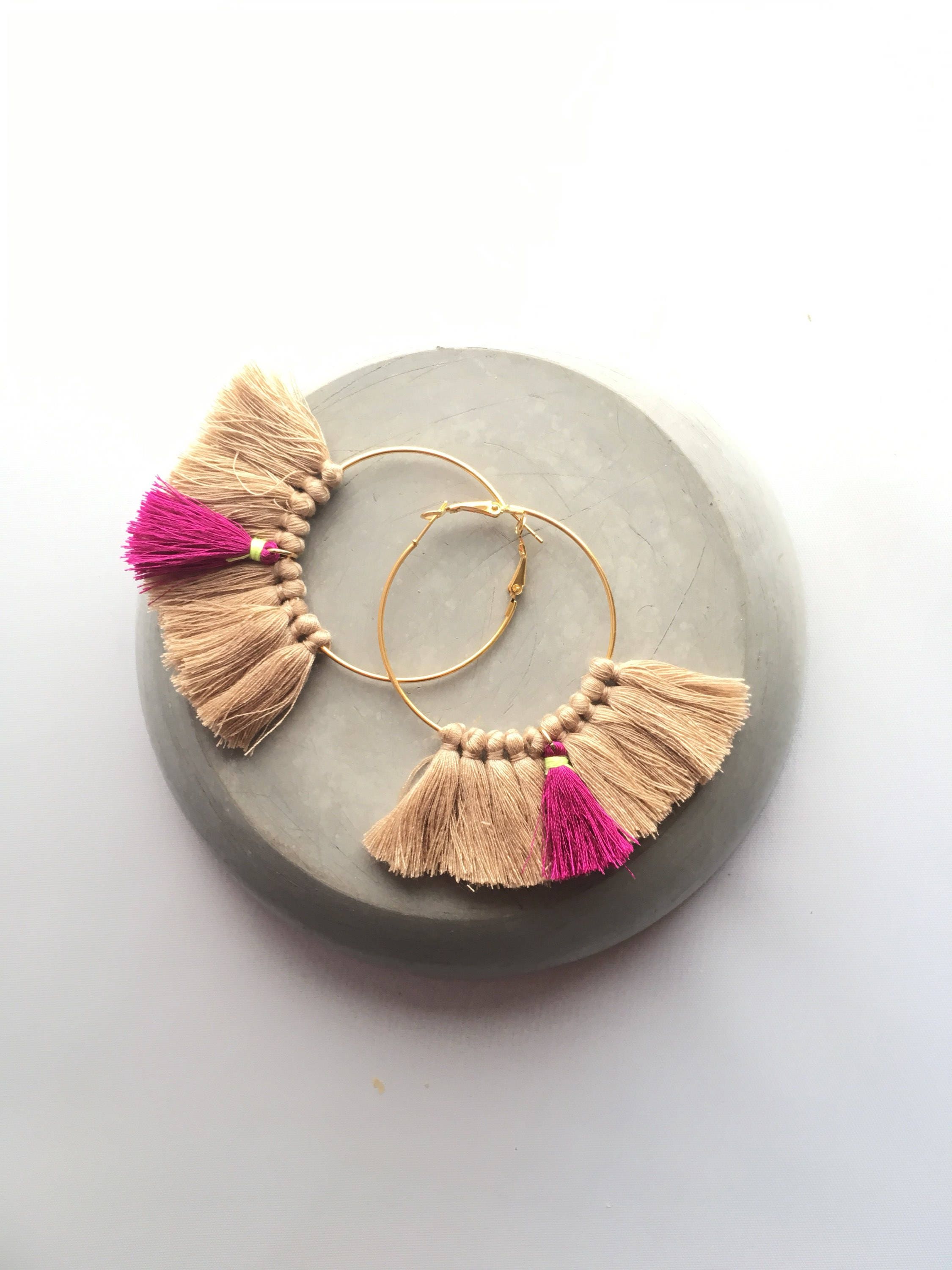 Elegant hoop! Large earrings tassel, tassel pom pom pom pom earrings gold