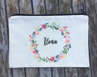 Personalized zipped pouch with the first name of your choice! Ecru cotton pouch, Fast shipping, Ideal as a gift
