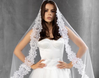Lace Mantilla Wedding Veil, Chantilly lace veil.