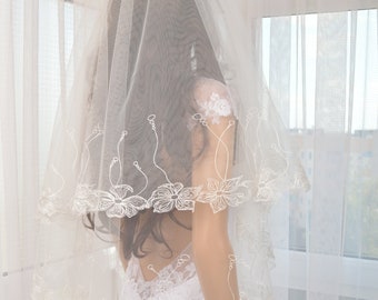 Embroidered Wedding Veil, Fingertip Length, Floral Bridal Veil