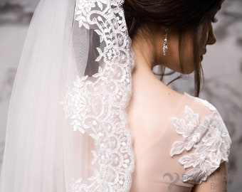 Veil from lace embroidered with sequins, Fingertip Lace Veil, Wedding Veil, Bridal Veil, Ivory Veil, Lace Veil.