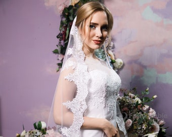 Mantilla Lace Wedding Veil, Bridal White Veil (59 inch)