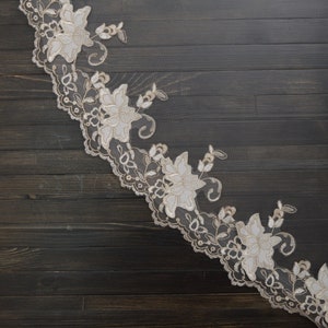 Fingertip Lace Veil, Wedding Veil, Bridal Veil, Ivory Veil, White Veil, Lace Veil.