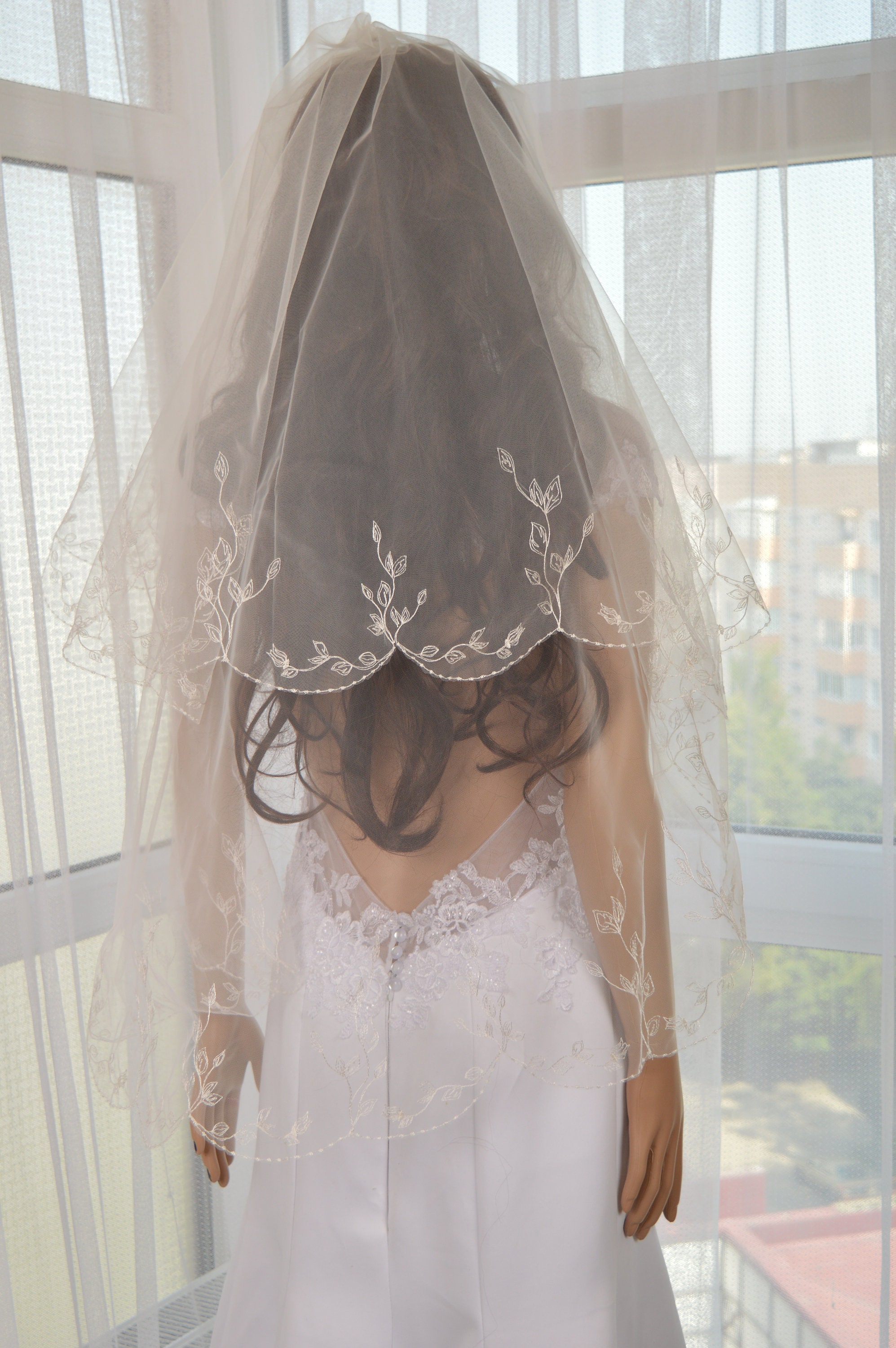 Veil in 2 layer,Wedding Veil, Embroidered Veil,Bridal Veil,Fingertip, Elbow, Cathedral, Chapel, Waltz length bridal veil.