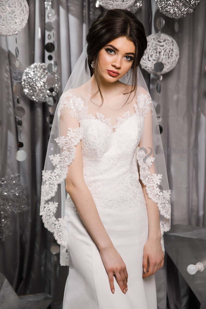 Fingertip Lace Veil Wedding Veil Bridal Veil Ivory Veil Etsy Fingertip Lace Veil Wedding Veil Bridal Veil Ivory Veil Etsy