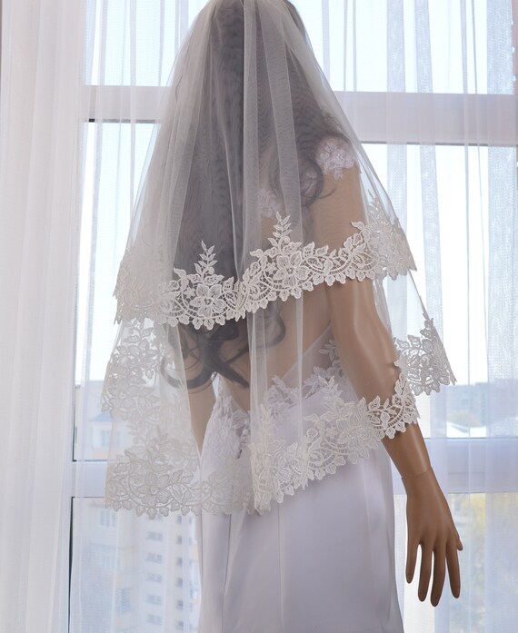 Antique lace veil deals