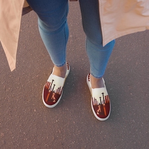 Women’s slip-on canvas shoes