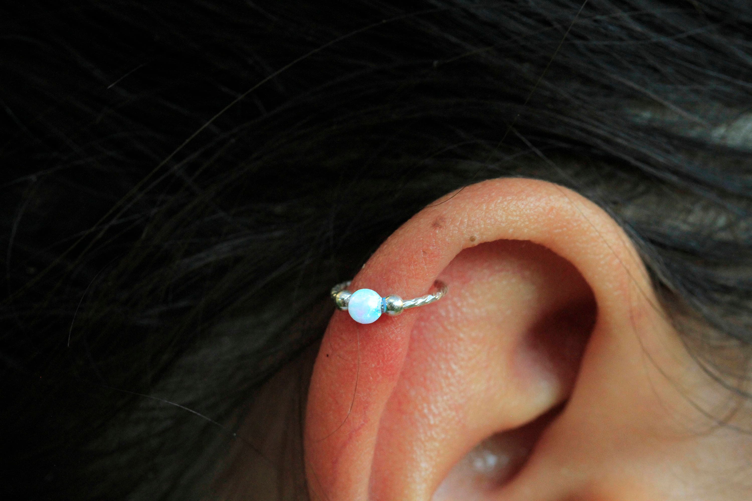 Cartilage Earring / thin cartilage hoop / helix hoop 20g / Etsy