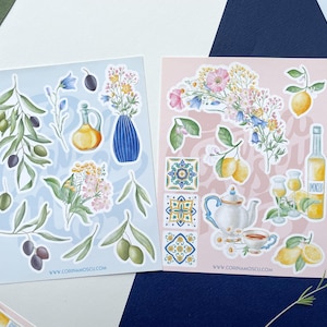 Mediterrane illustrierte Sticker. Italienische Motive Set. Illustrierte Zitronen, Floral, Etiketten.