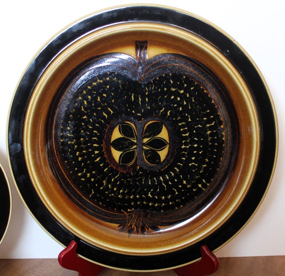 Vintage Arabia Finland Fructus Plates: Gunner Gronqvist Design
