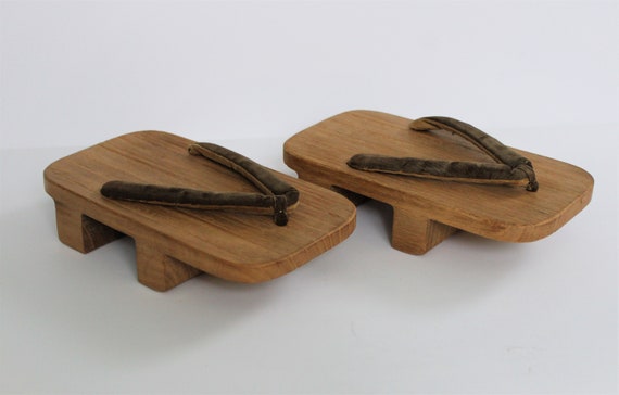 japanese wooden geta