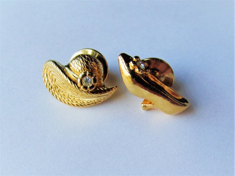 Vintage Shoe /& Bonnet Gold Tone Avon Lapel Pin Set