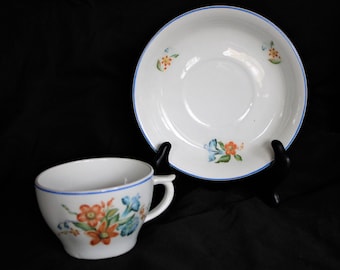Vintage ARABIA of FINLAND Wildflower 5 Fl. Oz. Teacup and 5.25&quot; Saucer Set