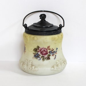Antique Unmarked Round Biscuit / Cracker Jar - Mt. Washington / Wave Crest