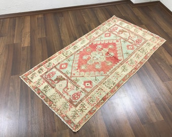 2.8x5 ft. Kilim Rug Rare Rug Oushak Rug Turkish Rug Aztec Rug Turkish Rug Nomatic Rug Anatolian Rug Decorative Rug Vintage Rug