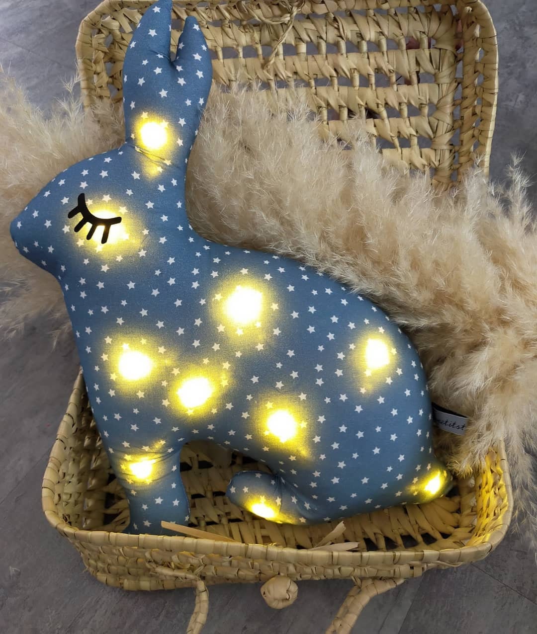 Veilleuse Lapin en Bleu Brume Étoilée, Idée Cadeau, Décoration Chambre Enfant, Liste de Naissance, F