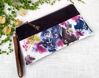 Handmade wristlet clutch with flower design/Travel make up bag/ Boho purse/ Day essentials purse
