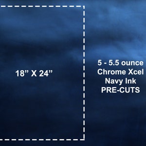 Può includere: Un foglio di tessuto blu navy, pretagliato a 45,72 cm per 60,96 cm. Il tessuto è da 5 a 5,5 once, Chrome Xcel, e ha un colore inchiostro blu navy.