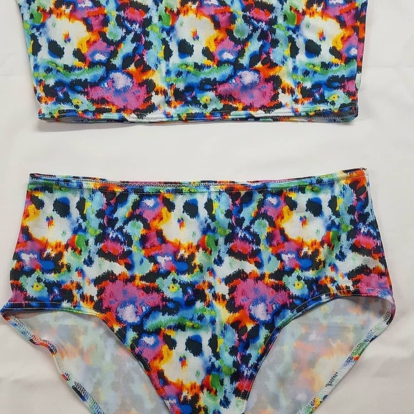 Regenbogen-Chetah-Print hocherwartet Bikini mit Bandeau-Top.