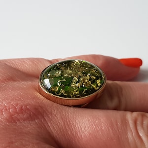 Gold-plated ring with shiny green Baltic amber, Statement amber ring, Vibrant green amber ring, Green Baltic amber jewelry with glitters image 7