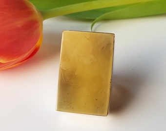 Anillo llamativo, Anillo enorme y rectangular de ámbar báltico, Anillo exclusivo de ámbar y plata, Joyas de ámbar hechas a mano, Anillo enorme con ámbar