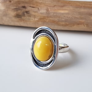 Modern Baltic Amber And Sterling Silver Ring, Natural Yellow Amber Ring, Elegant Amber Ring, Simple Amber Ring, Solid Amber Ring, Amber Gift