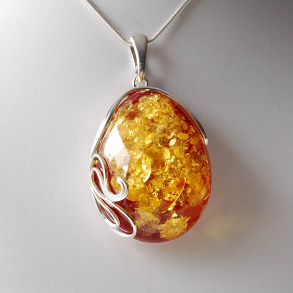 21,7 g Fiery amber pendant, Stunning Baltic amber jewelry, Huge amber drop pendant, Red and gold amber and sterling silver jewellery