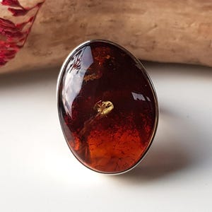 Elegant amber ring, Brown amber ring with golden sparkles, Large amber and silver 925 adjustable ring, Natural Baltic amber jewelry