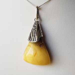 Untreated Baltic Amber Pendant, Yellow Amber Drop Pendant, Egg Yolk Amber Pendant, Amber And Sterling Silver Pendant, Baltic Amber Jewelry