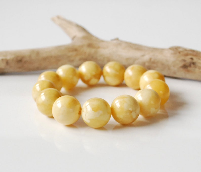 White-Yellow Amber Beads 18 mm Genuine Baltic Amber Bracelet Marble Amber Beaded Bracelet Huge Amber Beads Unisex Amber Jewelry