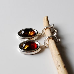 Baltic Amber And Sterling Silver Dangle Earrings, Modern Amber Earrings, Brown Amber Earrings, Amber Jewelry, Oval Amber Ear rings
