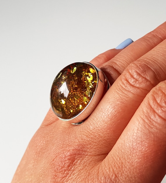 Très jolie bague en ambre et argent 925 de BALTICAMBRE