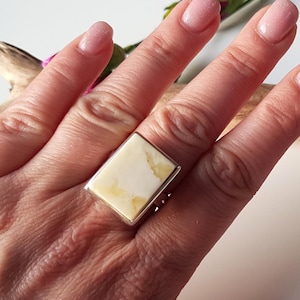 Rectangular, white Baltic amber and sterling silver ring, White amber ring, Amber jewelry, Modern amber ring, Silver ring with white amber