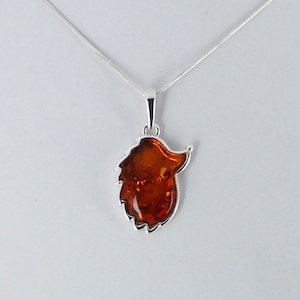 Amber Hedgehog Pendant, Cute Amber And Sterling Silver Hedgehog, Amber Jewelry, Cognac Amber Hedgehog Pendant, Animals Lovers Jewellery