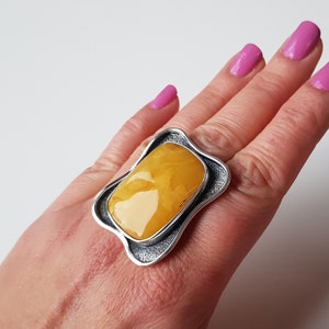 Butterscotch Baltic Amber Ring, Artistic Amber Ring, Large Amber And Silver Ring, Amber Jewelry, Modern Amber Ring, Ring With Honey Amber