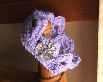 Crocheted infant crown, baby announcement photo prop,