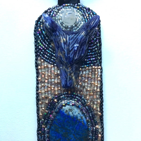 Collier Sirius à tête de chien bleue en sodalite, cabochon lapis lazuli, broderie de perles