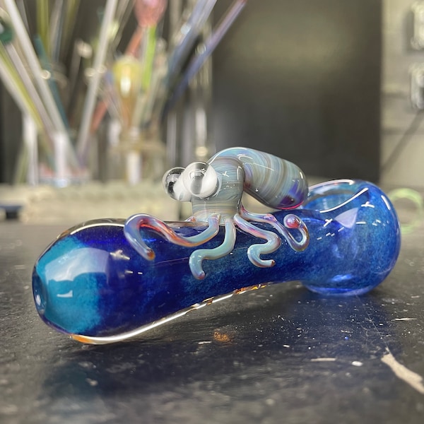 Cute Baby Octopus Glass Pipe