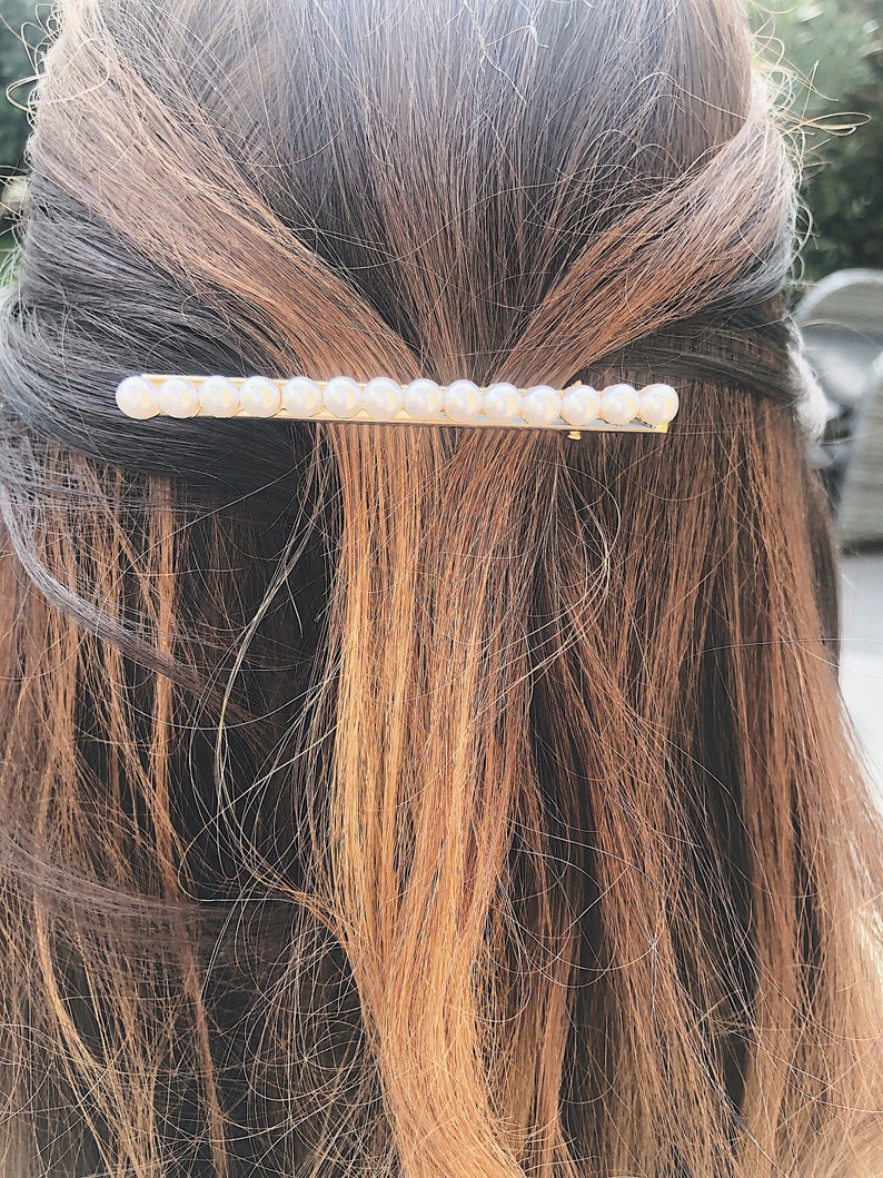 Bridal jewelry hair clip