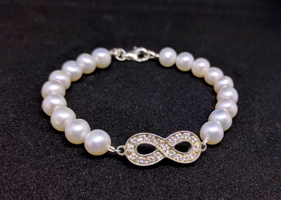 Infinity pearl bracelet discount