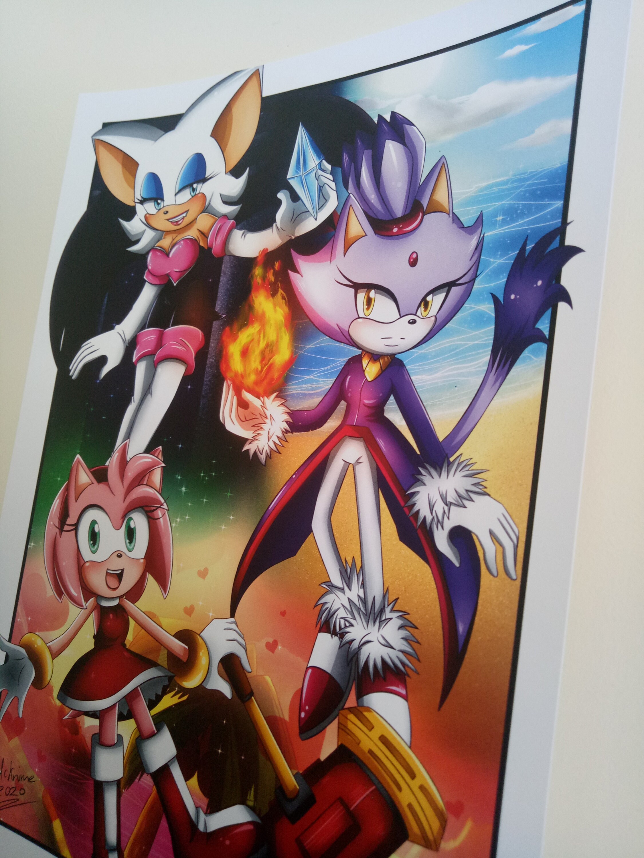 Fan art of female sonic the hedgehog with rouge