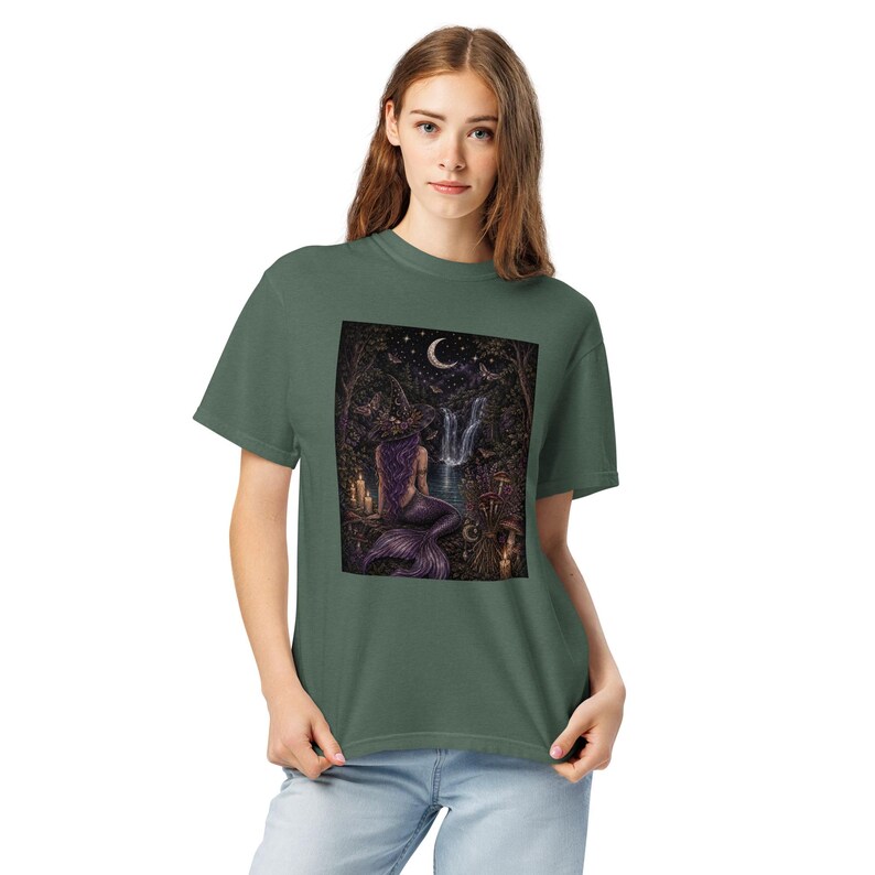 Unisex garment-dyed heavyweight t-shirt