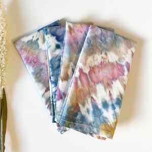 Hand-Dyed Tie Dye Cloth Napkins: Eco-Friendly Cotton Table Linens (Set of 4)