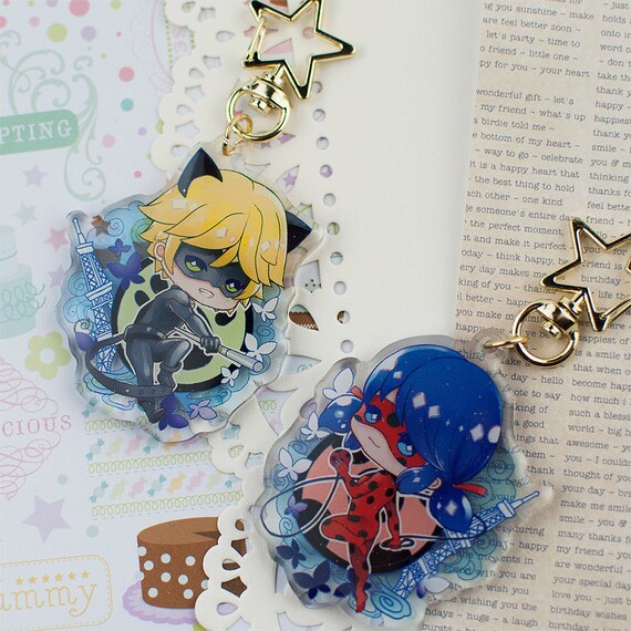 Ladybug And Cat Noir Miraculous Glitter Keychain
