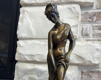 Vintage Art Nouveau Lady Lamp Shade: Home Decor Statue (14.5&quot; Tall)