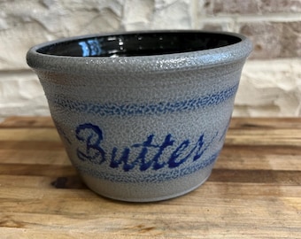 Rowe Pottery Works This Limited Edition Large Urn Numbered 190 of