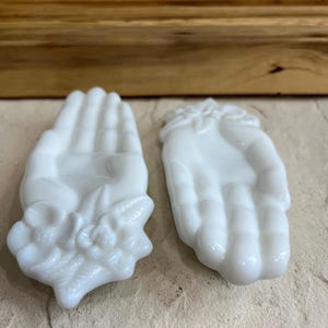 Vintage White Milk Glass Hand Dishes: Avon Collectible Soap/Jewelry Holders