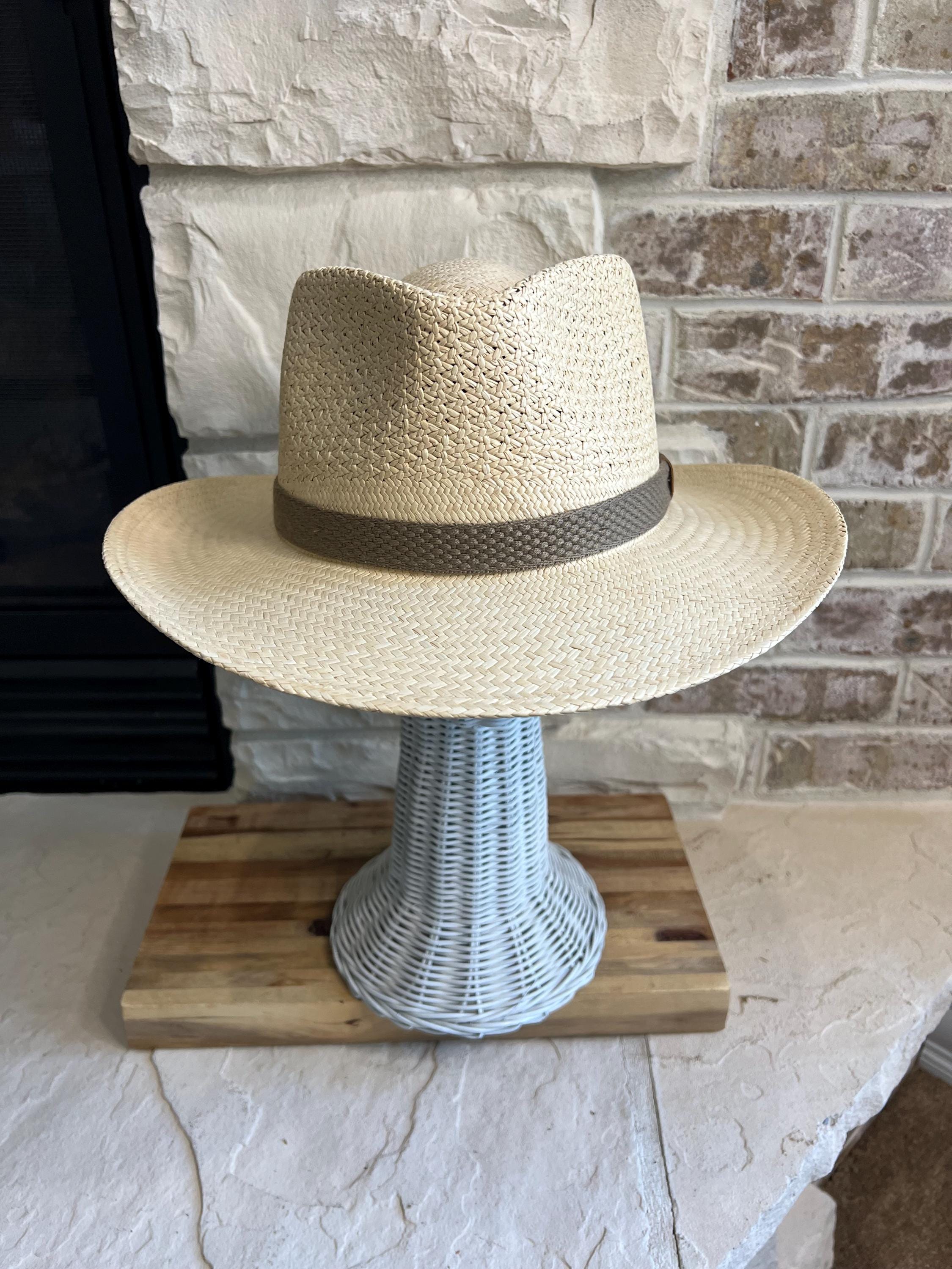 Vintage L.L. Bean Panama Hat Handwoven Ecuador Straw Fedora Wide Brim Feather VINTAGE L.L. Bean Panama Straw Fedora Hat Small Beige  main image 3